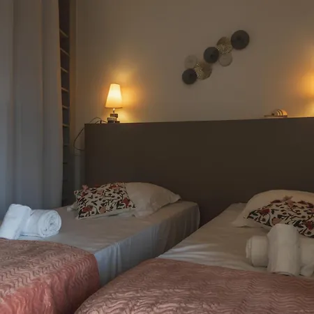 Appartement Nouveau - Faubourg National - En Face De La Gare